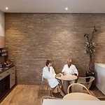 Vulkanlandhotel Legenstein מלון