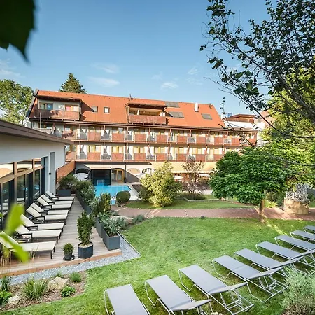 Vulkanlandhotel Legenstein 호텔 4*