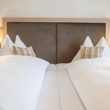Vulkanlandhotel Legenstein 4*