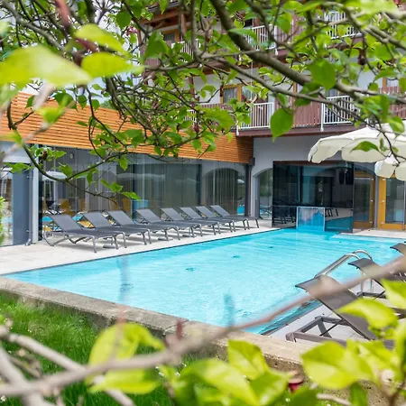 Vulkanlandhotel Legenstein 4*