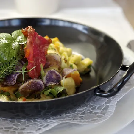 Vulkanlandhotel Legenstein باد غليشنبرج