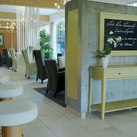 מלון Vulkanlandhotel Legenstein