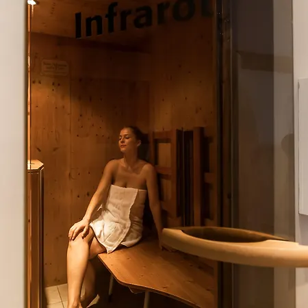 호텔 Vulkanlandhotel Legenstein 4*