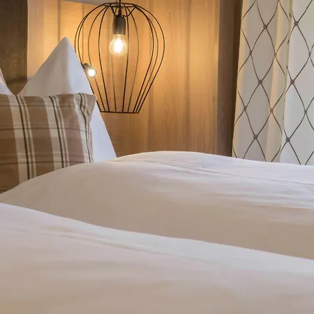 호텔 Vulkanlandhotel Legenstein 4*