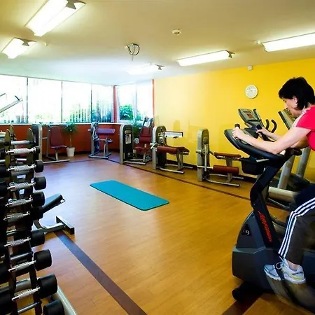 Vulkanlandhotel Legenstein 호텔 4*