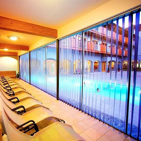 Vulkanlandhotel Legenstein 4*