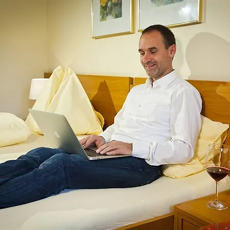 Vulkanlandhotel Legenstein 4*