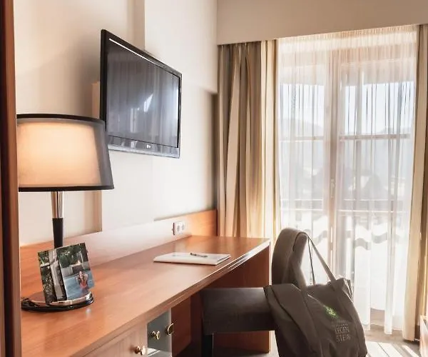 Vulkanlandhotel Legenstein 4*