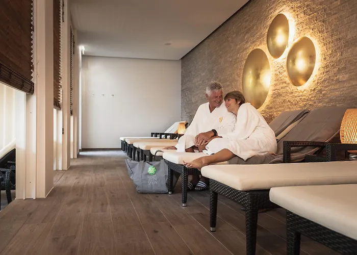 Vulkanlandhotel Legenstein فندق