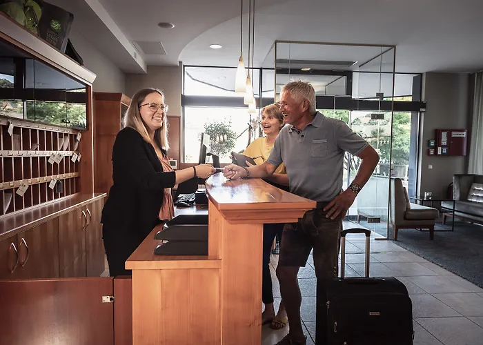 Vulkanlandhotel Legenstein فندق 4*